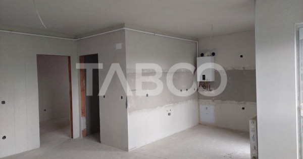 Apartament 2 camere 51 mpu balcon LA CHEIE zona Doamna Stanc