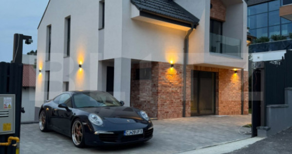 Casa individuala smart, 200 mp, 300mp teren, garaj, construc
