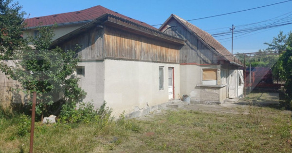 Casa renovabila cu teren generos de vanzare in Turda ! Comis