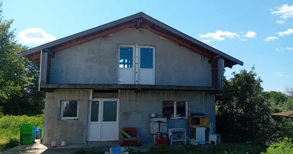 Casa noua152mp Girov P+M la rosu 1240mp teren intravilan din BCA