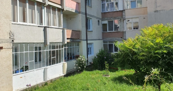 Apartament 2 camere etajul 1 Cisnadie Piata Noua