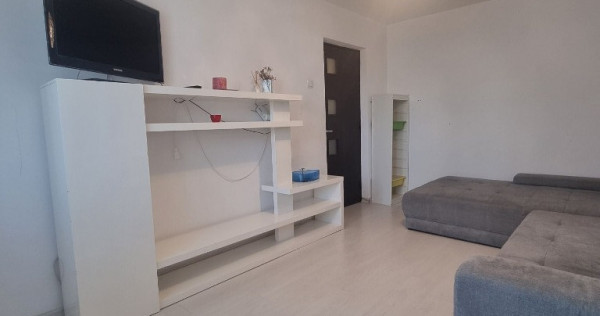 Apartament 4 camere decomandat Titan