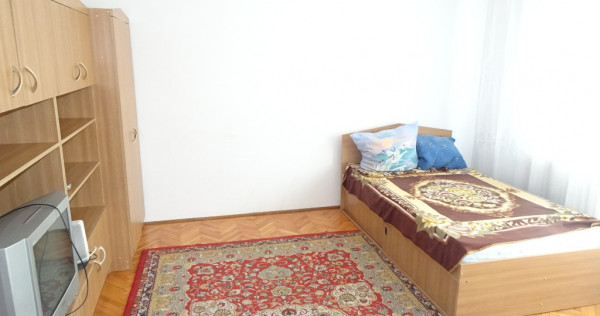 Vand apartament cu 1 camera, decomandat in Deva, zona Balcescu, etaj 3