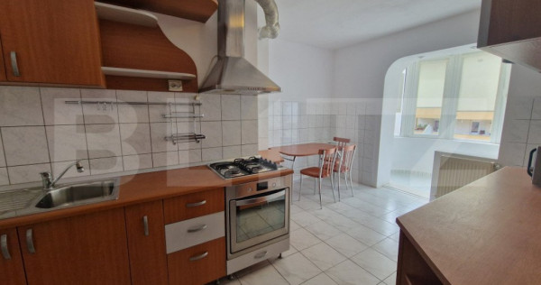 Apartament 4 camere, 88 mp utili, zona Ultracentrala