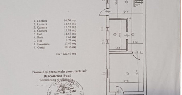 Casa 6 camere cu piscina in apropiere de metrou Laminorului