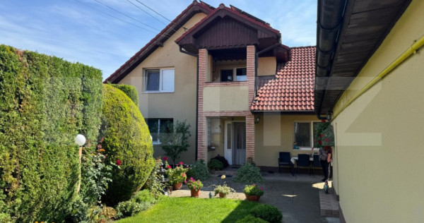 Casă, zona 0, vedere panoramică spre santurile Cetatii pre