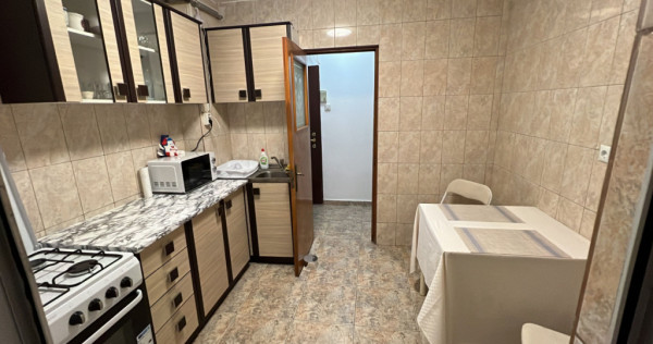 Apartament 3 camere situat in zona TOMIS III