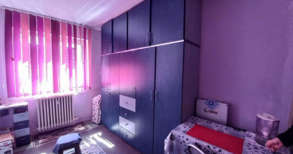 Apartament cu 2 camere, etaj intermediar - Cartierul Florilor