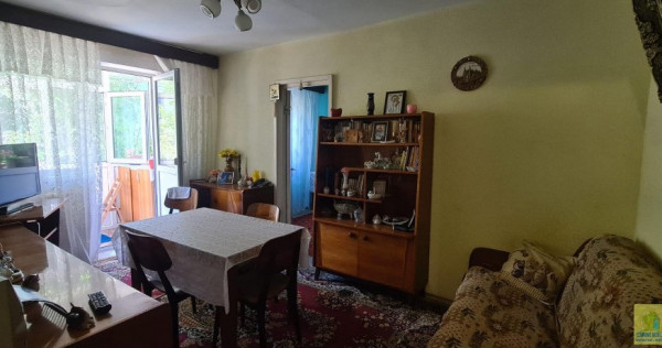 Groapa, etaj 2, apartament 3 camere de vanzare in Constanta