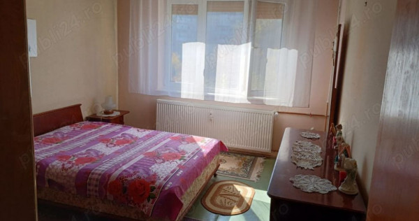 Apartament 4 Camere Metrou Gorjului