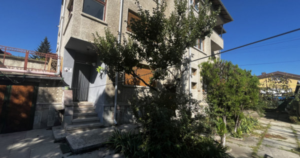 REPREZENTARE EXCLUSIVA Casa 252 mp in Ploiesti, zona Centra