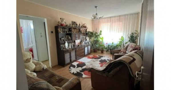 Rahova, Apartament 4 camere, Stradal.