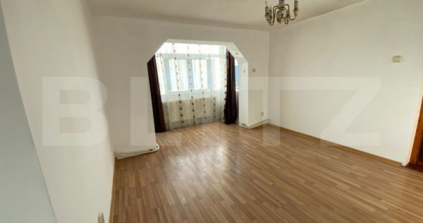 Apartament 2 camere, zona Sfanta Vineri