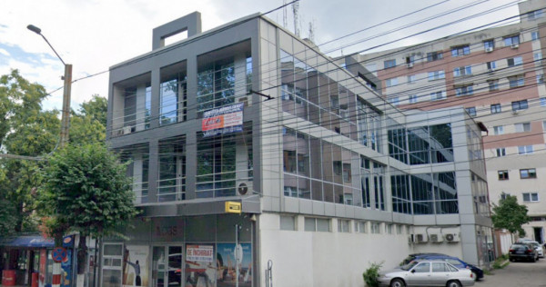 Închiriere spațiu comercial P+2, zonă centrală , Bld Con