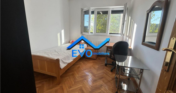 Apartament de inchiriat cu 4 camere, 120 mp, zona Centrala