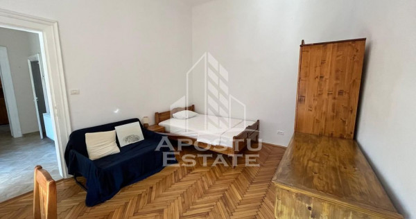 Apartament renovat complet in cladire reabilitata, Piata ...