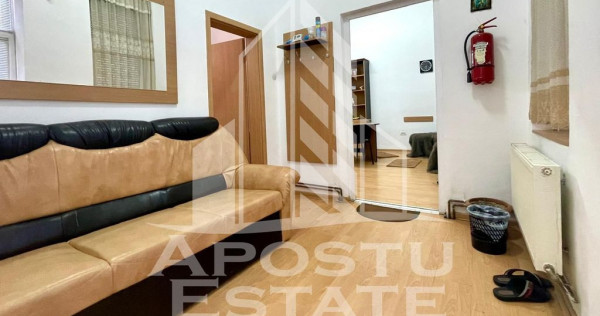 Apartament 2 camere -Spatiu Birouri, zona Podgoria