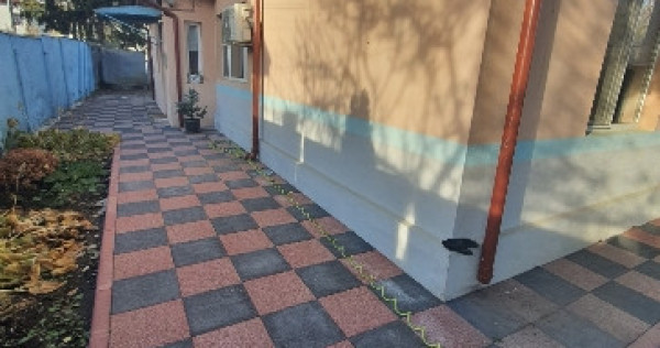 Casă de închiriat, zonă ultracentrală, 5 camere, Ploiesti, Prahova