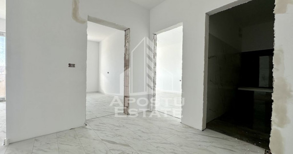 Apartament cu 3 camere, etaj intermediar, Giroc