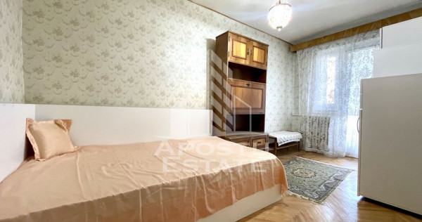 Apartament cu 3 camere, bloc izolat, acoperis din tigla, ...