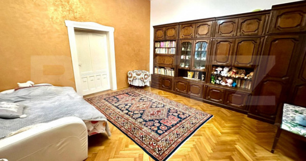 Casă pretabila pentru birouri, 5 incaperi, 210 mp, zona-Cen