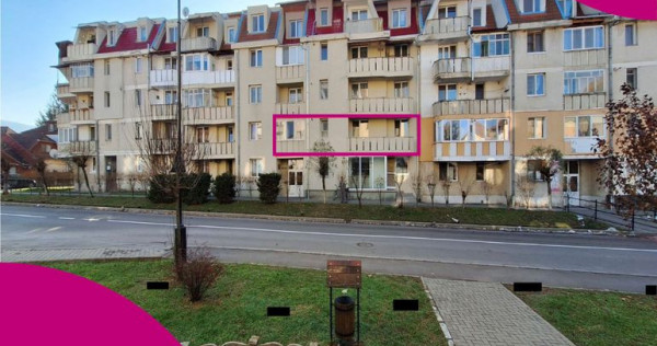 De vânzare apartament 3 camere, ultracentral, Covasna