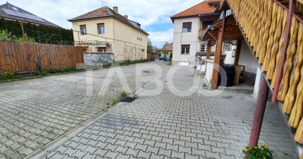 1200 mp teren cu casa individuala de renovat in zona buna d