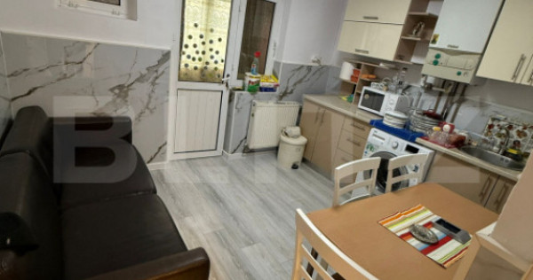 Micro 11 apartament renovat recent , 72 mp, 3 camere