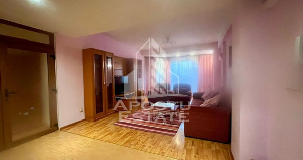 Apartament 4 camere, decomandat,centrala proprie,zona Ara...