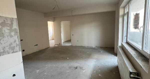 Apartament cu 3 camere zona Urusuagului!