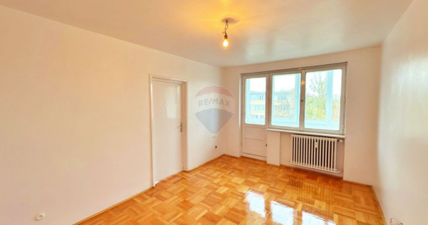 Apartament cu 2 camere de vânzare în zona Podgoria