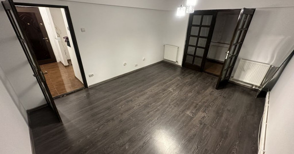 Apartament 3 camere zona Faleza Nord