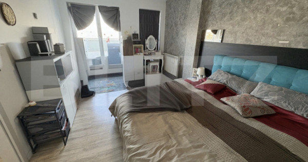 Apartament tip Penthouse, 170mp, parcare, terasa, zona Andre