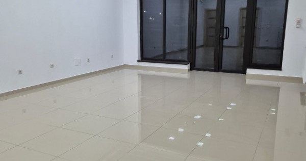 Spațiu comercial,toate utilitățile,2 locuri parcare, stradal