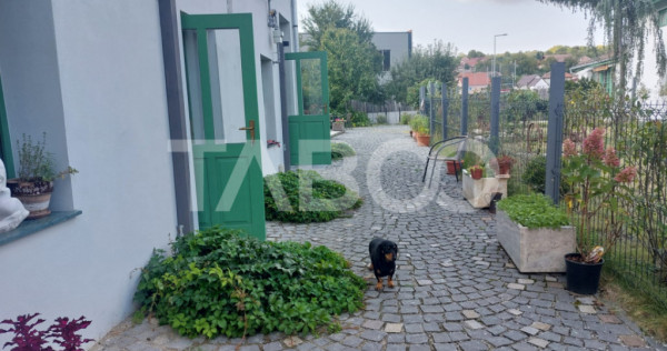 Casa de vanzare care poate fi caminul tau dar si afacerea ta