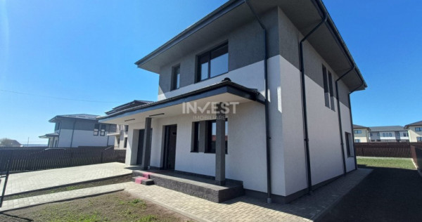 Vila 5 camere, garaj, 644mp teren. Popas Pacurari- V Lupului