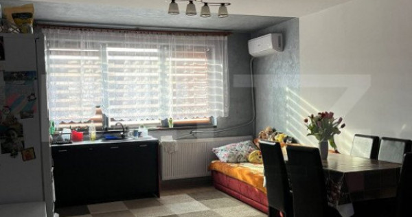 Apartament de 2 camere, mobilat, 50mp, parcare, zona Eroilor