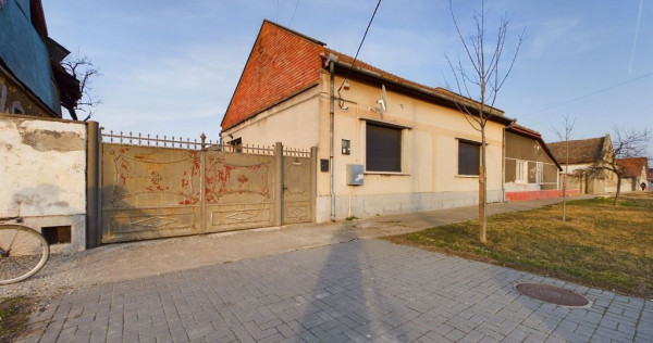 Casă generoasă în Periam județ Timiș