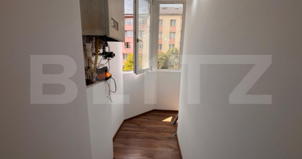 Garsoniera de vanzare, 33 mp, etaj 2, zona Independentei
