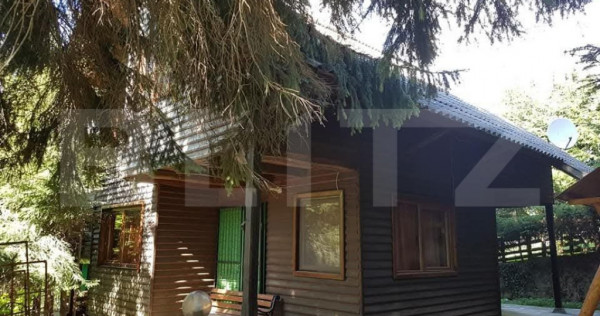 Cabana de vanzare, cu 4 camere, 100 mp, zona Piatra Fantanel