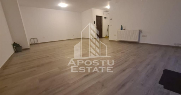 SAD, demisol, 2 locuri de parcare, in zona Aradului