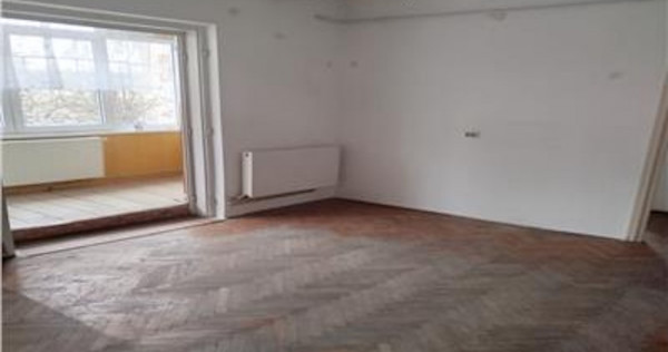 Apartament cu 2 camere, semidecomandat - zona Astra