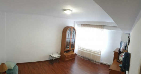 Ultracentral Calarasi Spatios 4 camere Confort 1 decomandat