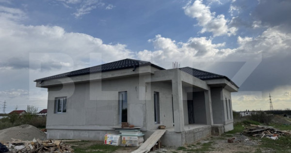 Casa parter, 120 mp utili, 390 mp teren, Valea Fetii