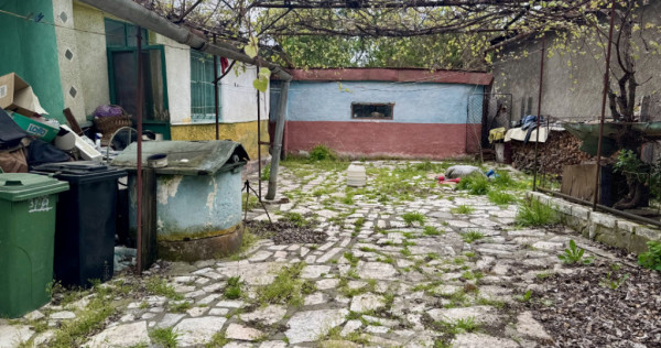 Casa caramida 3 camere