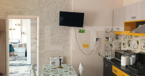 Casa de vanzare, cu 5 camere, 120 mp utili, teren 240 mp, zo