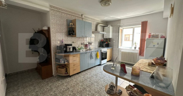 Apartament 1 camera, spatios 44m2, parcare, boxa subsol, Man