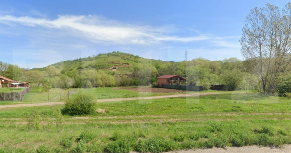 Teren intravilan de 1600 mp, pentru constructia a doua case,