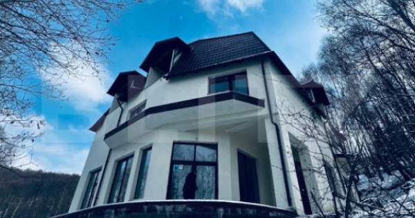 ???? Pensiune de vânzare în Moieciu – teren 1.900 mp, pr