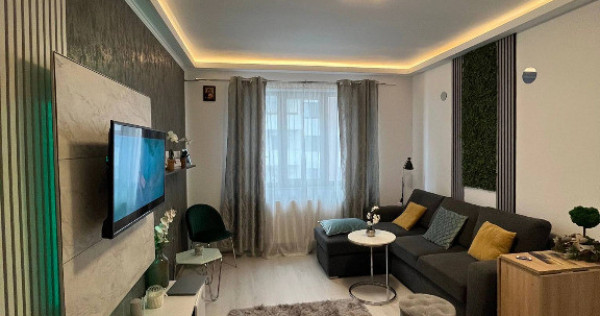 Garsoniera tip studio - zona Tractorul.